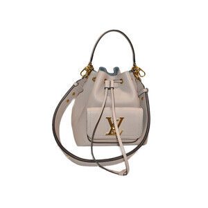 Louis Vuitton Lock Me Bucket NV Pink Leather Drawstring Bag Shoulder Classic
